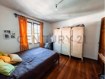 Casa en Venta, amplio terreno, La Reina