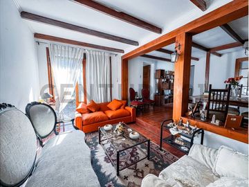 Casa en Venta, amplio terreno, La Reina