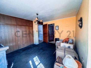 Casa en Venta, amplio terreno, La Reina