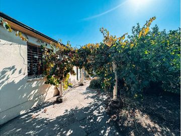 Casa en Venta, amplio terreno, La Reina