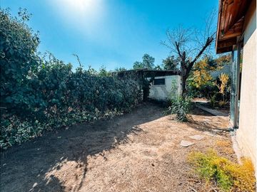 Casa en Venta, amplio terreno, La Reina