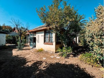 Casa en Venta, amplio terreno, La Reina