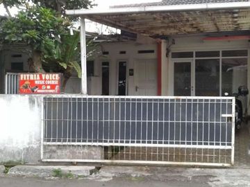 Rumah Strategis Untuk Usaha atau Kantor Jalan Artileri Cilame Ngamprah Bandung Barat