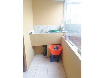 REMATE DEPARTAMENTO DÚPLEX EN SAN LÁZARO - CERCADO