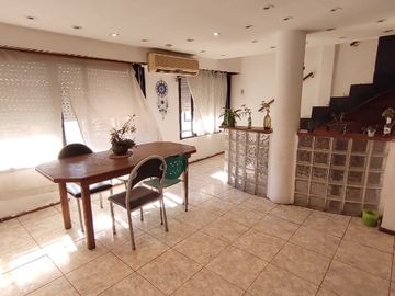 Casa en venta en Caseros