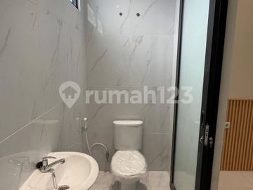 Rumah Baru Golf Dalam Arcamanik Dekat Ahmad Yani Bandung