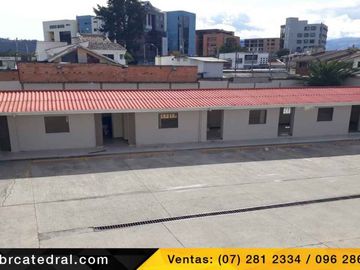 Casa de venta en Av 12 de abril  – código:18377