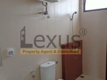 Dijual Rumah Besar Rapi Siap Huni The Icon BSD