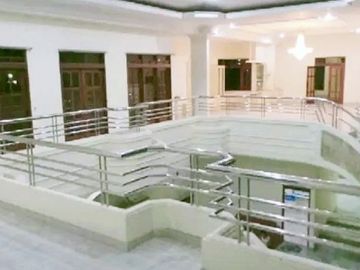 Rumah Mewah Luxury Elegant Tanah Luas Jalan Utama Barat Malioboro Jogja