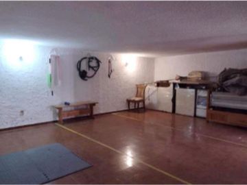 CASA EN VENTA EN PASEO SANTA SILVIA EN SAN CARLOS