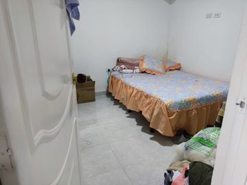 ALVERNIA, SE VENDE APARTAMENTO DE UN PISO, EXCELENTE UBICACION