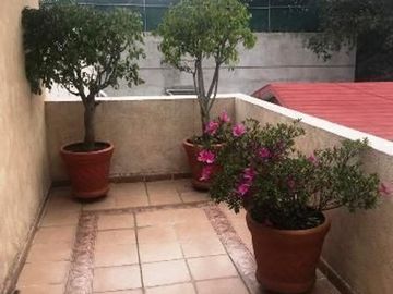 Casa en Fracc Cerrado, Paseo del Pedregal, Tlalpan