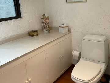 SE VENDE CASA EN JARDINES DEL PEDREGAL