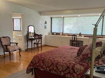 SE VENDE CASA EN JARDINES DEL PEDREGAL