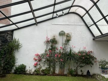 SE VENDE CASA EN JARDINES DEL PEDREGAL