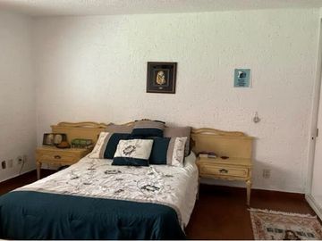 SE VENDE CASA EN JARDINES DEL PEDREGAL