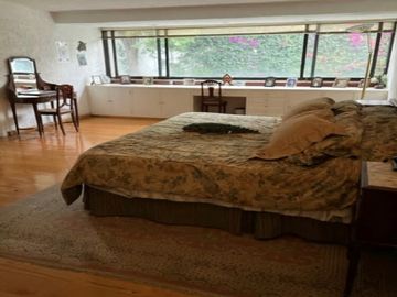 SE VENDE CASA EN JARDINES DEL PEDREGAL
