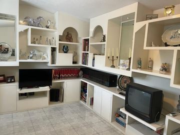 SE VENDE CASA EN JARDINES DEL PEDREGAL