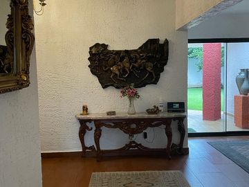 SE VENDE CASA EN JARDINES DEL PEDREGAL