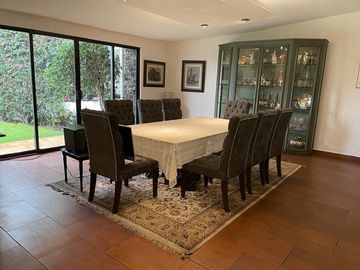 SE VENDE CASA EN JARDINES DEL PEDREGAL