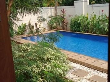 Rumah Mewah Dan Murah Plus Kolam Reang Di Cilandak Barat
