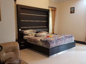 Rumah Besar Dan Mewah Full Furnished Di Kawasan Elite Renon