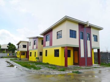 AFFORDABLE NRFO DIANA QDPLX CORNER UNITS FACING MORNING SUN