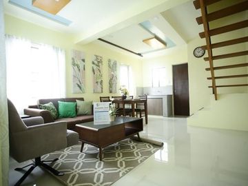 AFFORDABLE NRFO DIANA QDPLX CORNER UNITS FACING MORNING SUN