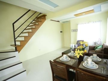 AFFORDABLE NRFO DIANA QDPLX CORNER UNITS FACING MORNING SUN