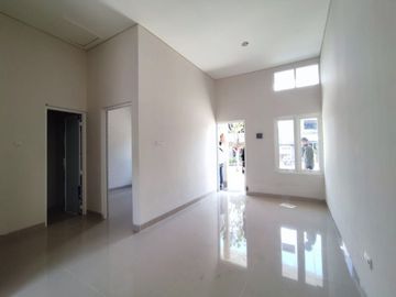 DESIGN MEWAH, HARGA MURAH, Perumahan Depan Kecamatan Kebonarum
