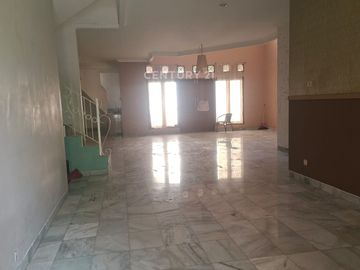 Di Jual Rumah Di Dalam Perumahan Cirendeu