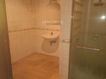 Di Jual Rumah Di Dalam Perumahan Cirendeu