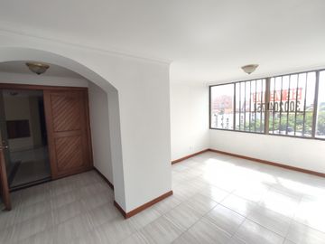 apartamento en venta en altos de riomar. Cod V104609