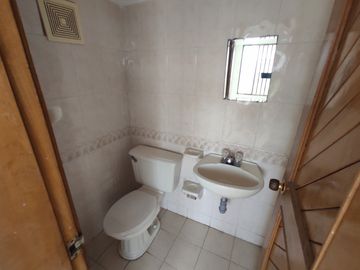 apartamento en venta en altos de riomar. Cod V104609