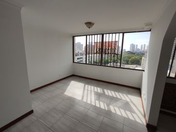 apartamento en venta en altos de riomar. Cod V104609