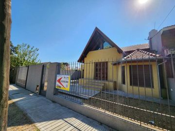 Chalet en venta en Burzaco Este