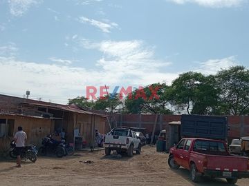 🏭 VENTA DE LOCAL INDUSTRIAL – SULLANA,  🏭
📌 Ubicación privilegiada en zona industrial Sullana–Tambogrande, con perímetro construido

🌟 ¡Una oportun