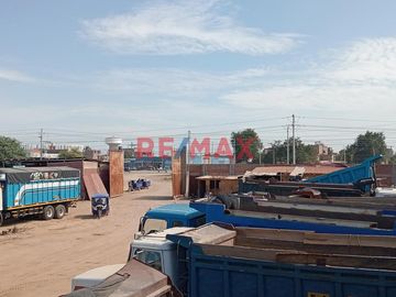 🏭 VENTA DE LOCAL INDUSTRIAL – SULLANA,  🏭
📌 Ubicación privilegiada en zona industrial Sullana–Tambogrande, con perímetro construido

🌟 ¡Una oportun