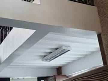 FOR SALE: 6 BR Residential/Office Townhouse in Roxas District, Quezon City
