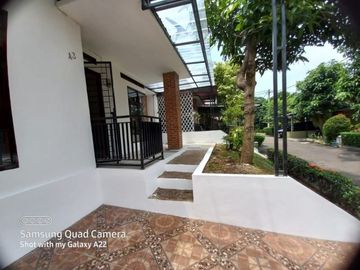 Rumah second dalam cluster di Bedahan Depok 650 jt