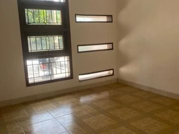 Rumah second dalam cluster di Bedahan Depok 650 jt