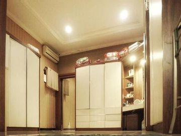 DI JUAL RUMAH (Semi Furnished )DI TAMAN ALFA INDAH PESANGGRAHAN JAKARTA SELATAN