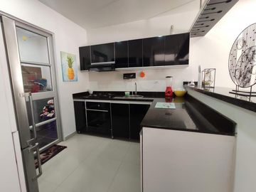casa en venta en lomitas. Cod V24162