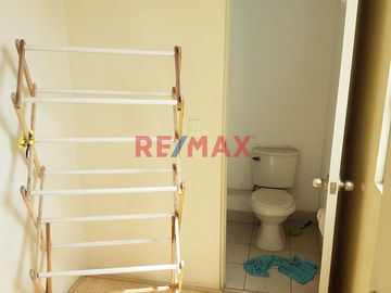 Vive En El Condominio Alto Colonial Del Cercado De Lima.!!.. Alquila Departamento Piso 15 + Cochera.