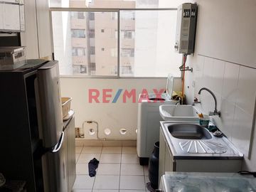 Vive En El Condominio Alto Colonial Del Cercado De Lima.!!.. Alquila Departamento Piso 15 + Cochera.