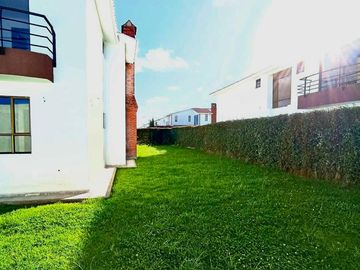 casa en venta en funza. Cod V15698