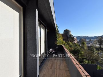 Amplia y soleada casa en Pedro de Valdivia