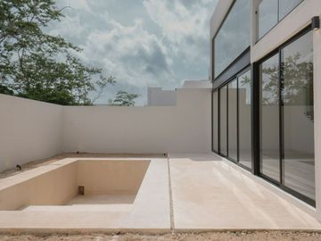 Casa en Venta en Mérida, Privada Tamora, Conkal (166)