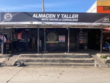 casa-local en venta en la ceiba. Cod V105794