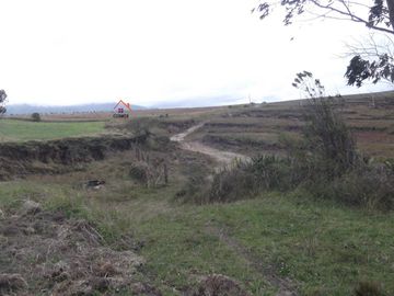 Venta de terreno en Carchi cantón Bolívar parroquia García Moreno